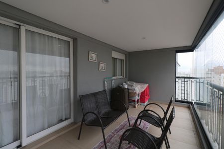 Apartamento à venda com 173m², 3 quartos e 3 vagas Apartamento à venda com 173m², 3 quartos e 3 vagasVaranda Gourmet