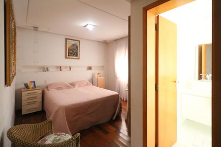 Apartamento à venda com 173m², 3 quartos e 3 vagas Apartamento à venda com 173m², 3 quartos e 3 vagasSuíte 3