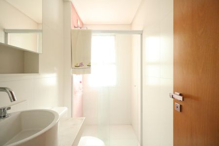 Apartamento à venda com 173m², 3 quartos e 3 vagas Apartamento à venda com 173m², 3 quartos e 3 vagasBanheiro da Suíte 1