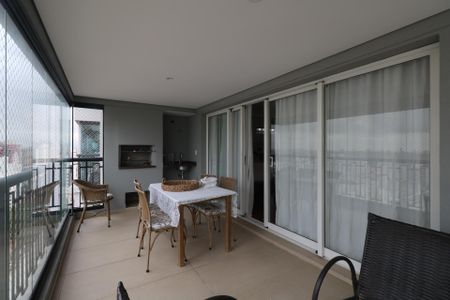 Apartamento à venda com 173m², 3 quartos e 3 vagas Apartamento à venda com 173m², 3 quartos e 3 vagasVaranda Gourmet