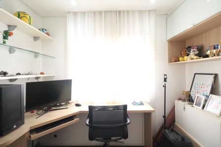 Apartamento à venda com 173m², 3 quartos e 3 vagas Apartamento à venda com 173m², 3 quartos e 3 vagasSuíte 2