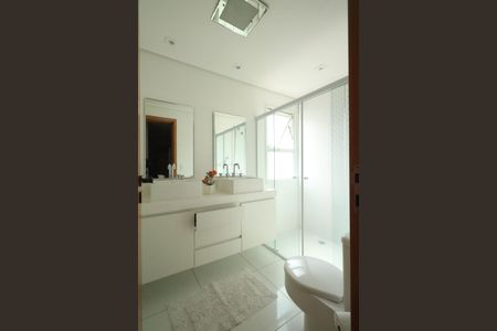 Apartamento à venda com 173m², 3 quartos e 3 vagas Apartamento à venda com 173m², 3 quartos e 3 vagasBanheiro da Suíte 3