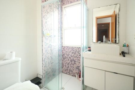 Apartamento à venda com 173m², 3 quartos e 3 vagas Apartamento à venda com 173m², 3 quartos e 3 vagasBanheiro da Suíte 2