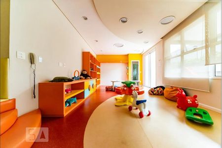 Apartamento à venda com 173m², 3 quartos e 3 vagas Apartamento à venda com 173m², 3 quartos e 3 vagasBrinquedoteca
