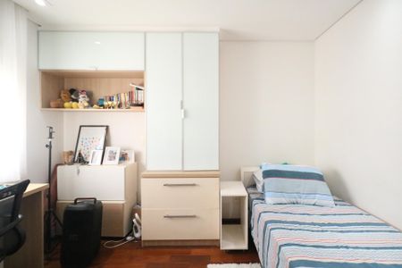Apartamento à venda com 173m², 3 quartos e 3 vagas Apartamento à venda com 173m², 3 quartos e 3 vagasSuíte 2