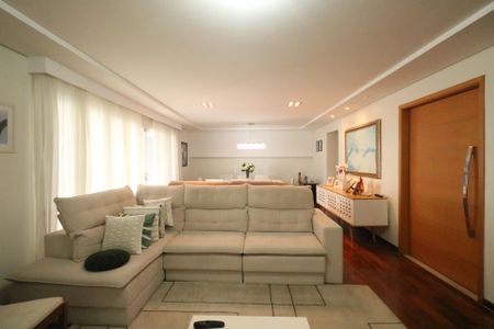 Apartamento à venda com 173m², 3 quartos e 3 vagas Apartamento à venda com 173m², 3 quartos e 3 vagasSala