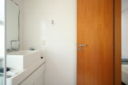 Apartamento à venda com 173m², 3 quartos e 3 vagas Apartamento à venda com 173m², 3 quartos e 3 vagasBanheiro da Suíte 2