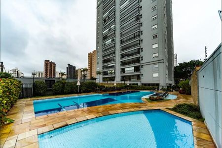 Apartamento à venda com 173m², 3 quartos e 3 vagas Apartamento à venda com 173m², 3 quartos e 3 vagasPiscina
