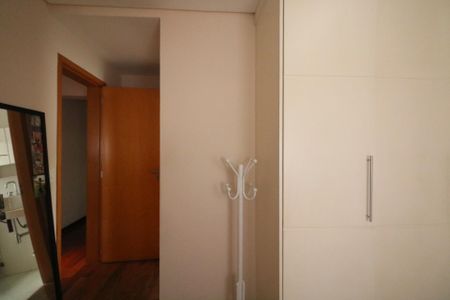 Apartamento à venda com 173m², 3 quartos e 3 vagas Apartamento à venda com 173m², 3 quartos e 3 vagasSuíte 1