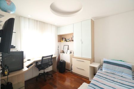 Apartamento à venda com 173m², 3 quartos e 3 vagas Apartamento à venda com 173m², 3 quartos e 3 vagasSuíte 2