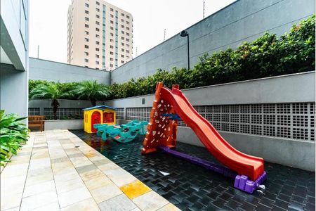 Apartamento à venda com 173m², 3 quartos e 3 vagas Apartamento à venda com 173m², 3 quartos e 3 vagasPlayground