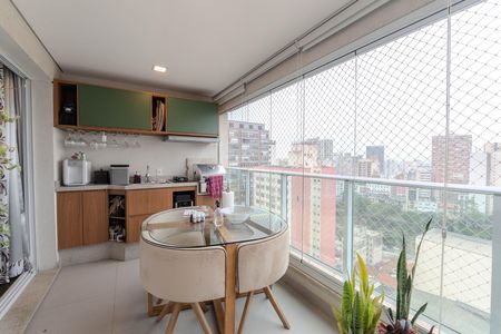 Apartamento à venda com 64m², 2 quartos e 1 vaga Apartamento à venda com 64m², 2 quartos e 1 vagaSacada