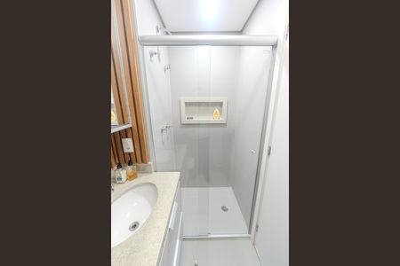 Apartamento à venda com 64m², 2 quartos e 1 vaga Apartamento à venda com 64m², 2 quartos e 1 vagaBanheiro
