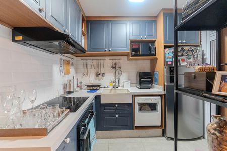 Apartamento à venda com 64m², 2 quartos e 1 vaga Apartamento à venda com 64m², 2 quartos e 1 vagaCozinha e Área de Serviço