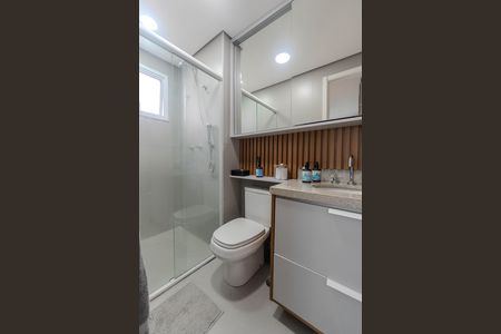 Apartamento à venda com 64m², 2 quartos e 1 vaga Apartamento à venda com 64m², 2 quartos e 1 vagaBanheiro da Suíte 1
