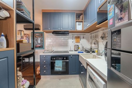 Apartamento à venda com 64m², 2 quartos e 1 vaga Apartamento à venda com 64m², 2 quartos e 1 vagaCozinha e Área de Serviço