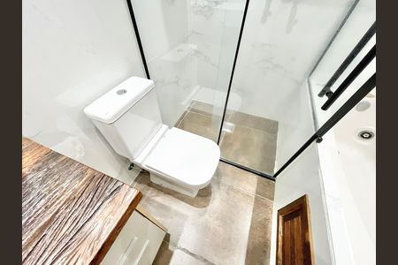 Apartamento à venda com 290m², 5 quartos e 4 vagas Apartamento à venda com 290m², 5 quartos e 4 vagasBanheiro da Suíte 2