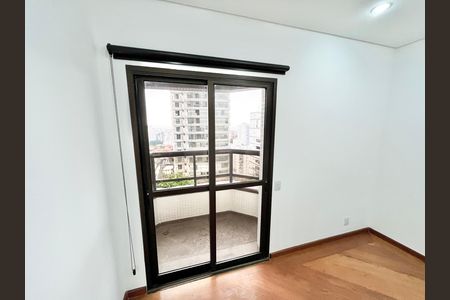 Apartamento à venda com 290m², 5 quartos e 4 vagas Apartamento à venda com 290m², 5 quartos e 4 vagasEscritório