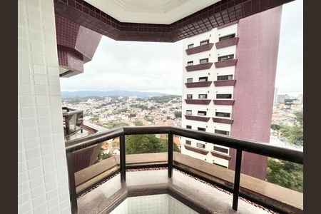 Apartamento à venda com 290m², 5 quartos e 4 vagas Apartamento à venda com 290m², 5 quartos e 4 vagasQuarto 4 - Suíte Varanda