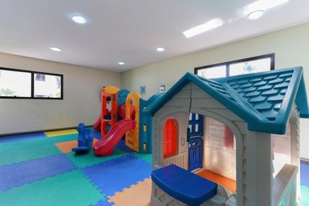 Apartamento à venda com 290m², 5 quartos e 4 vagas Apartamento à venda com 290m², 5 quartos e 4 vagasBrinquedoteca