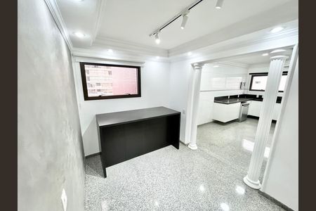 Apartamento à venda com 290m², 5 quartos e 4 vagas Apartamento à venda com 290m², 5 quartos e 4 vagasSala de Jantar