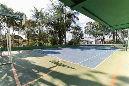 Apartamento à venda com 290m², 5 quartos e 4 vagas Apartamento à venda com 290m², 5 quartos e 4 vagasQuadra