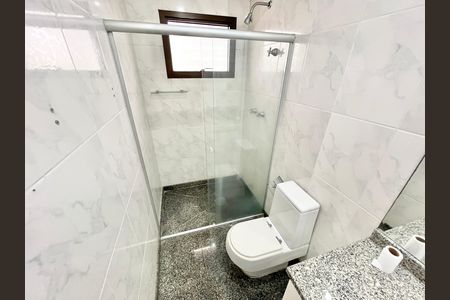 Apartamento à venda com 290m², 5 quartos e 4 vagas Apartamento à venda com 290m², 5 quartos e 4 vagasBanheiro da Suíte 4