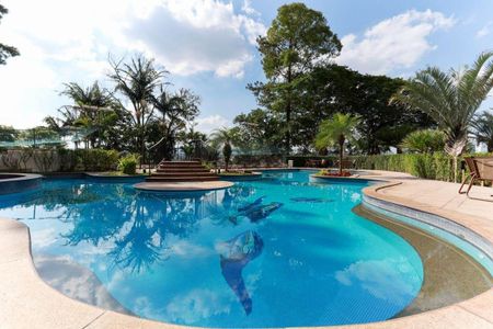 Apartamento à venda com 290m², 5 quartos e 4 vagas Apartamento à venda com 290m², 5 quartos e 4 vagasÁrea comum - Piscina