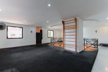 Apartamento à venda com 290m², 5 quartos e 4 vagas Apartamento à venda com 290m², 5 quartos e 4 vagasAcademia