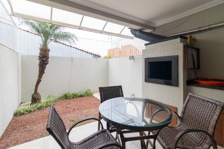 Casa à venda com 110m², 3 quartos e 2 vagasQuintal