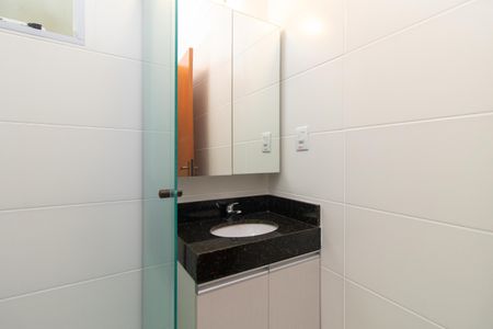Casa à venda com 110m², 3 quartos e 2 vagasBanheiro