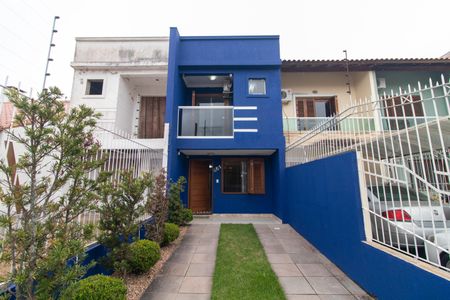 Casa à venda com 110m², 3 quartos e 2 vagasFachada