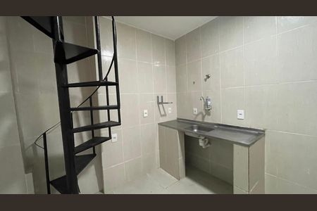 Cozinha de kitnet/studio para alugar com 1 quarto, 10m² em Freguesia (ilha do Governador), Rio de Janeiro