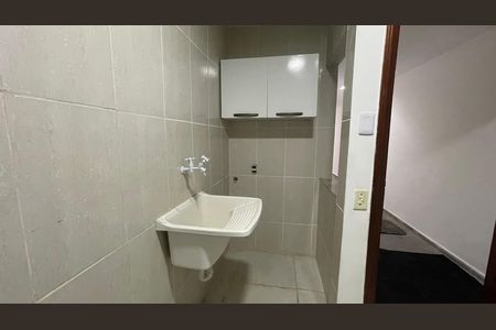 Cozinha de kitnet/studio para alugar com 1 quarto, 10m² em Freguesia (ilha do Governador), Rio de Janeiro