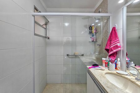 Apartamento para alugar com 84m², 2 quartos e 1 vaga Apartamento para alugar com 84m², 2 quartos e 1 vagaBanheiro social