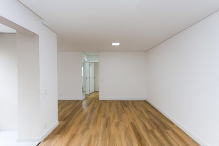 Apartamento à venda com 77m², 2 quartos e 2 vagas Apartamento à venda com 77m², 2 quartos e 2 vagasSala