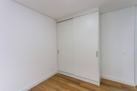 Apartamento à venda com 77m², 2 quartos e 2 vagas Apartamento à venda com 77m², 2 quartos e 2 vagassuíte