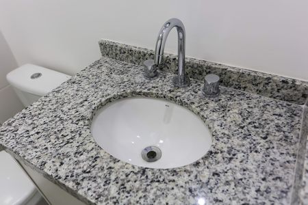 Apartamento à venda com 77m², 2 quartos e 2 vagas Apartamento à venda com 77m², 2 quartos e 2 vagasBanheiro