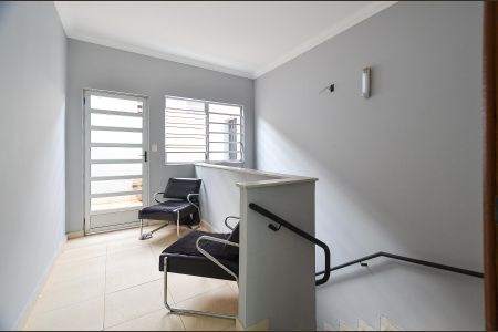 Casa à venda com 219m², 3 quartos e 4 vagas Casa à venda com 219m², 3 quartos e 4 vagasAcesso à Garagem