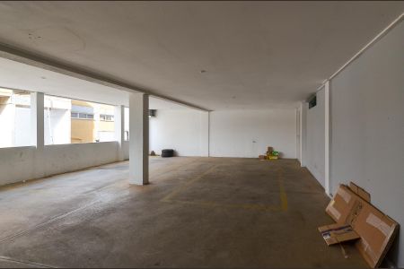 Casa à venda com 219m², 3 quartos e 4 vagas Casa à venda com 219m², 3 quartos e 4 vagasGaragem
