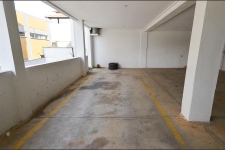 Casa à venda com 219m², 3 quartos e 4 vagas Casa à venda com 219m², 3 quartos e 4 vagasGaragem