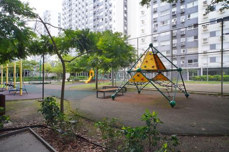 Apartamento à venda com 67m², 2 quartos e 1 vaga Apartamento à venda com 67m², 2 quartos e 1 vagaÁrea comum - Playground