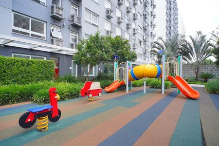 Apartamento à venda com 67m², 2 quartos e 1 vaga Apartamento à venda com 67m², 2 quartos e 1 vagaÁrea comum - Playground