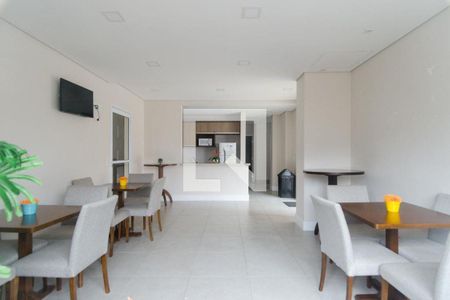 Apartamento para alugar com 50m², 2 quartos e 1 vaga Apartamento para alugar com 50m², 2 quartos e 1 vagaÁrea comum - Salão de festas