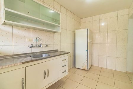 Casa para alugar com 55m², 1 quarto e sem vaga