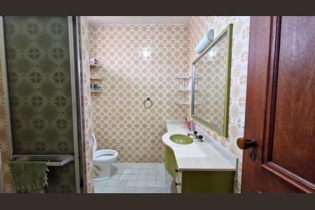 Casa à venda com 257m², 5 quartos e 3 vagas