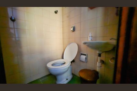 Casa à venda com 257m², 5 quartos e 3 vagas