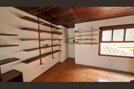 Casa à venda com 257m², 5 quartos e 3 vagas