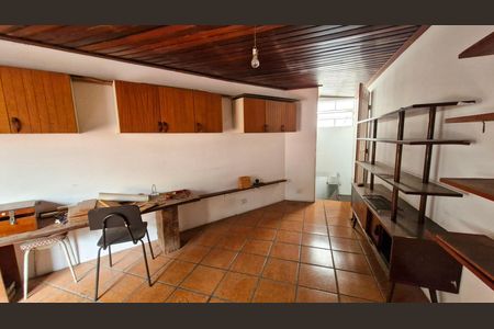 Casa à venda com 257m², 5 quartos e 3 vagas