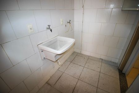 Studio para alugar com 32m², 1 quarto e sem vaga Studio para alugar com 32m², 1 quarto e sem vagaÁrea de serviço